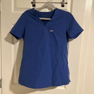 Figs Women’s Denim Catarina One-pocket Scrub top